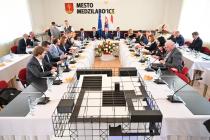 Štátne dotácie poputujú na rozvoj kultúry v Medzilaborciach a Bardejove