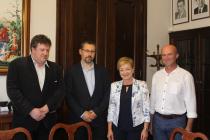 Spoločné vyhlásenie ministerky kultúry SR a združenia „Zachráňme hrady“