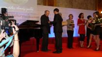 Minister kultúry Marek Maďarič udelil Ceny ministra kultúry za rok 2013 v oblastiach profesionálneho umenia