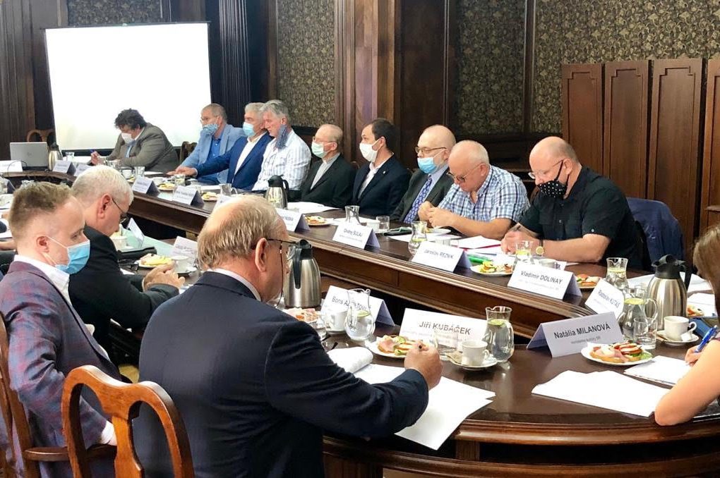 Financovanie RTVS, sponzoring v kultúre a Maticu slovenskú budú riešiť pracovné skupiny