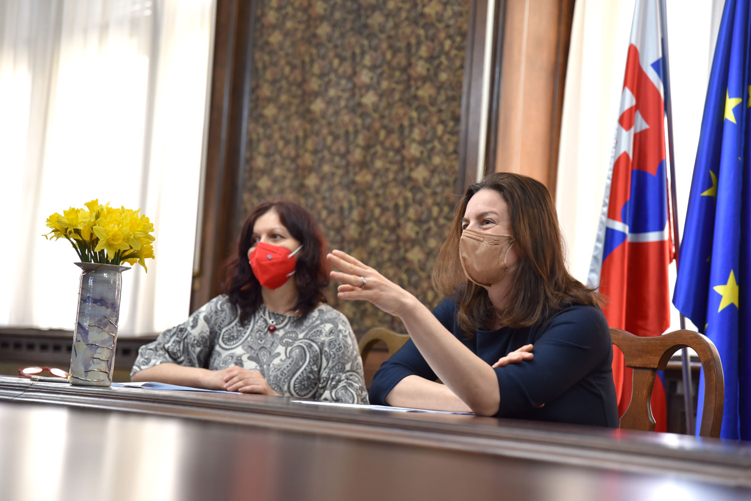 Predstaviteľky rezortu kultúry sa stretli s Rómami a Rómkami pôsobiacimi v oblasti kultúry, médií a kreatívneho priemyslu