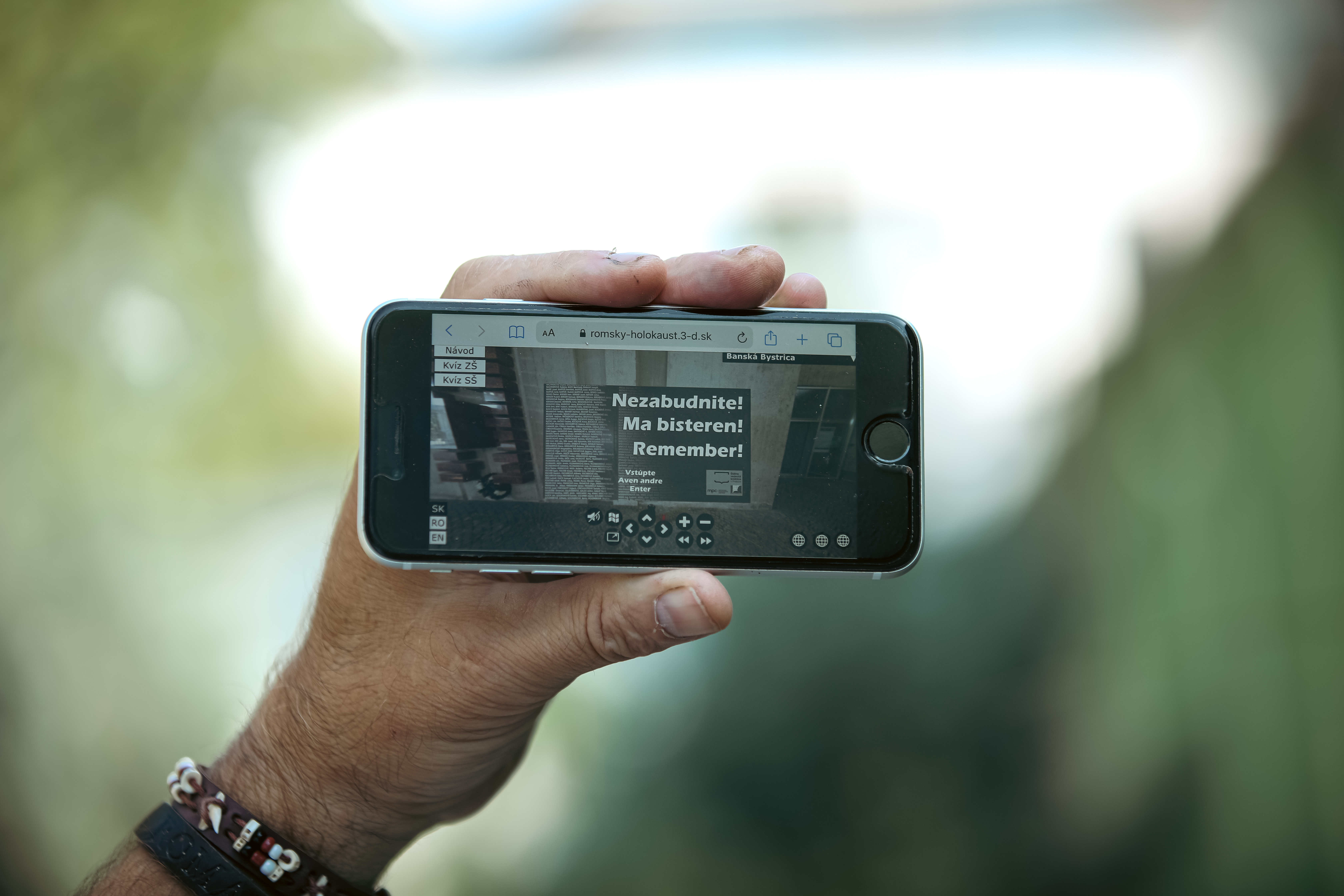 Informácie o rómskom holokauste môžete mať aj v mobile