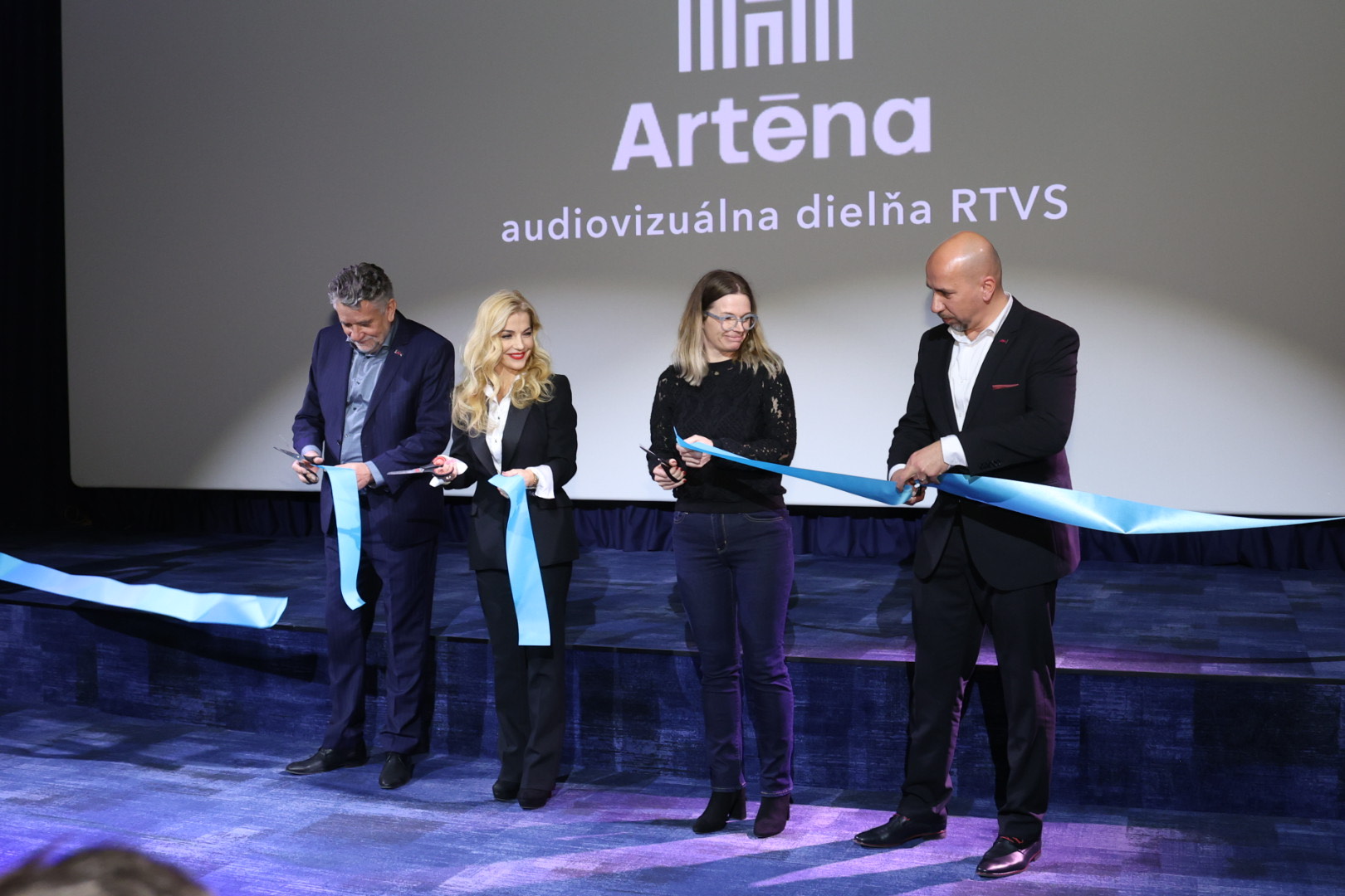 Ministerka kultúry M. Šimkovičová sa zúčastnila na otvorení kreatívneho centra RTVS, slúžiť bude širokej verejnosti