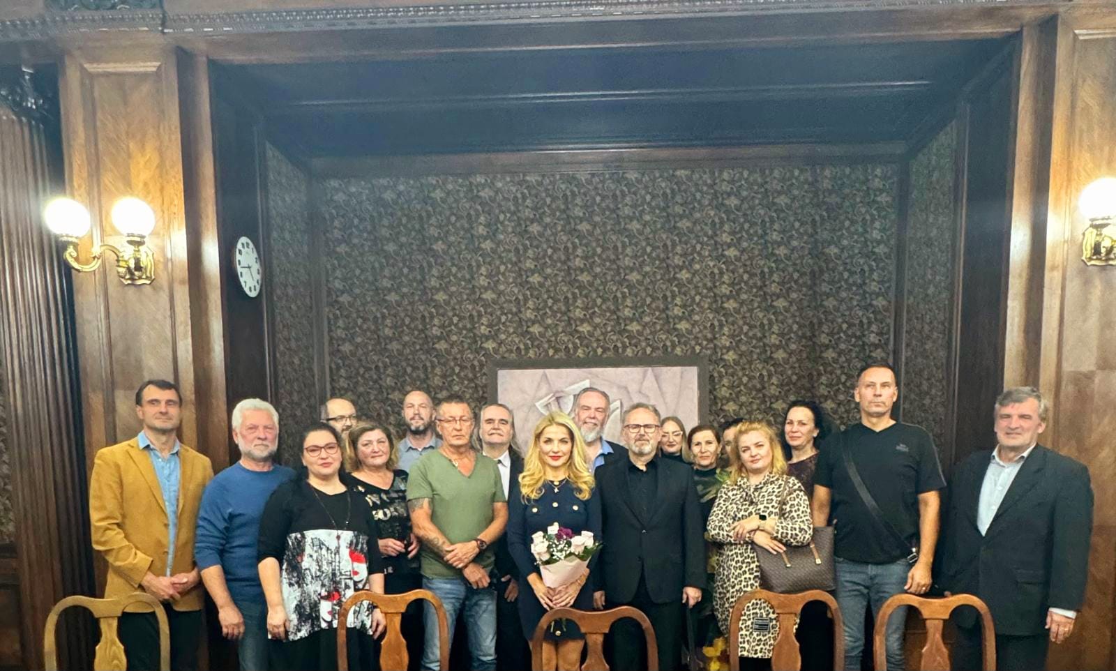 Umelci z Opery SND dnes prišli osobne na pôdu rezortu vyjadriť podporu krokom ministerstva kultúry