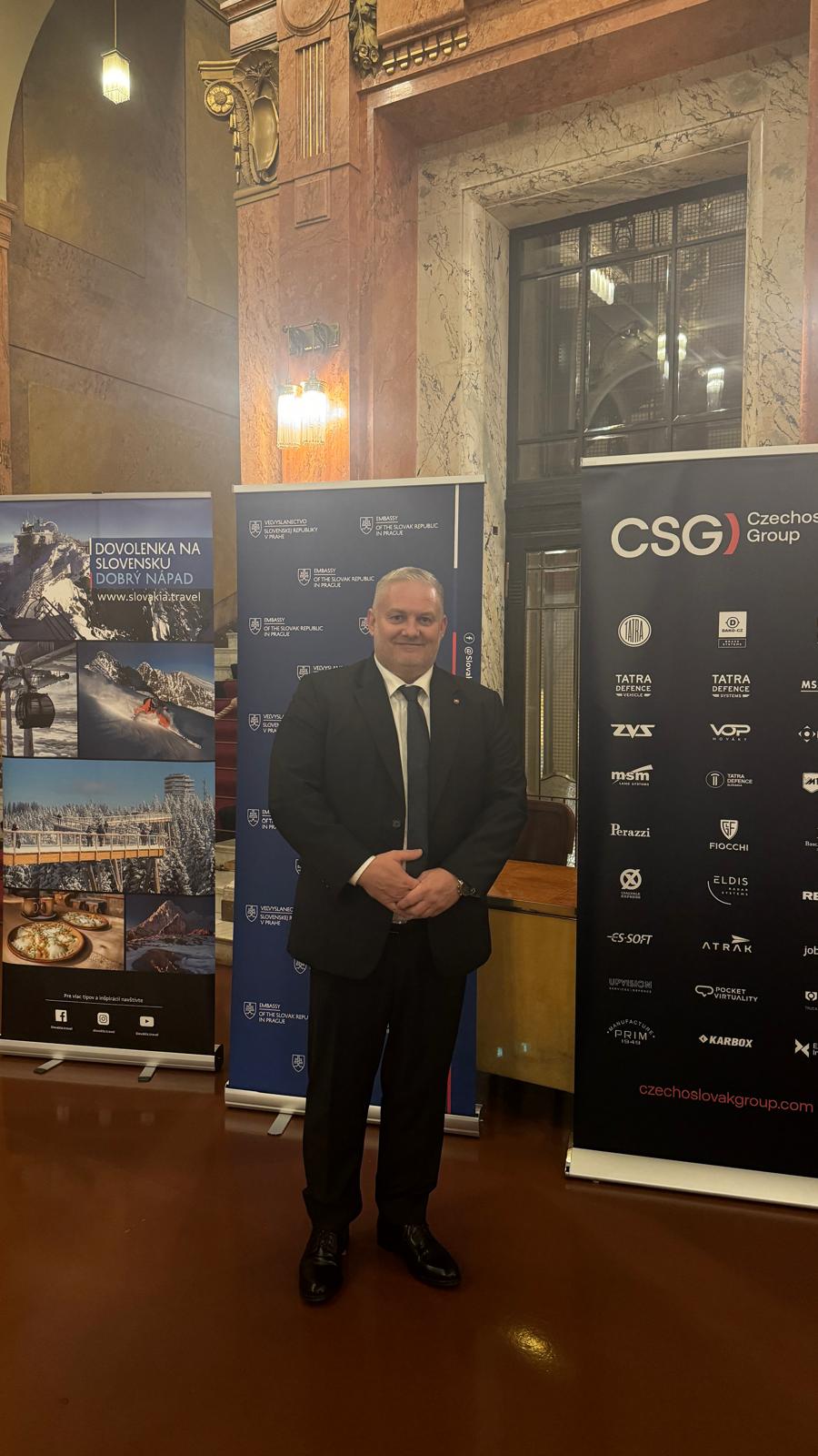 Štátny tajomník Ministerstva kultúry SR Mário Maruška na slávnostnom koncerte Slovenskej filharmónie v Obecnom dome v Prahe