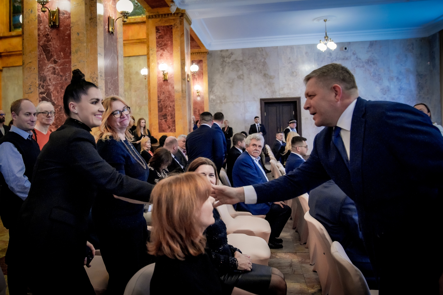 predseda vlády SR Robert Fico a zamestnanci rezortu kultúry